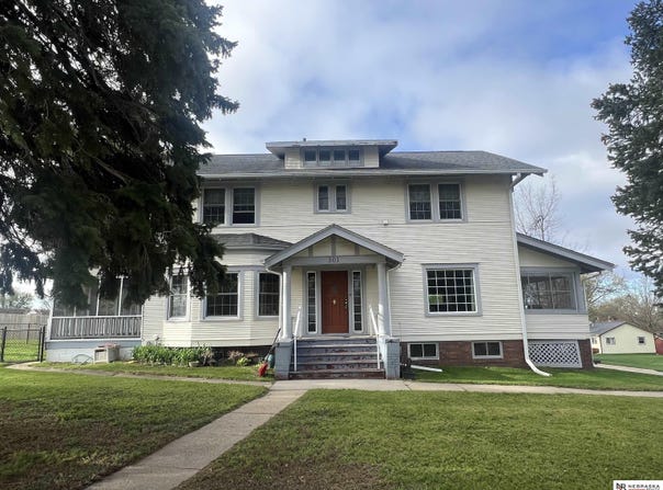 301 E 5th, Oakland, NE 68045