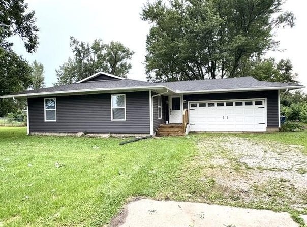 1855 N 300 E, Knox, IN 46534