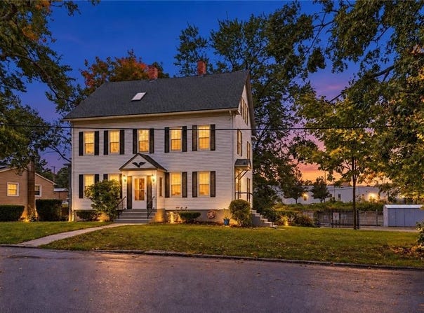 7 Broad Street, Warwick, RI 02888