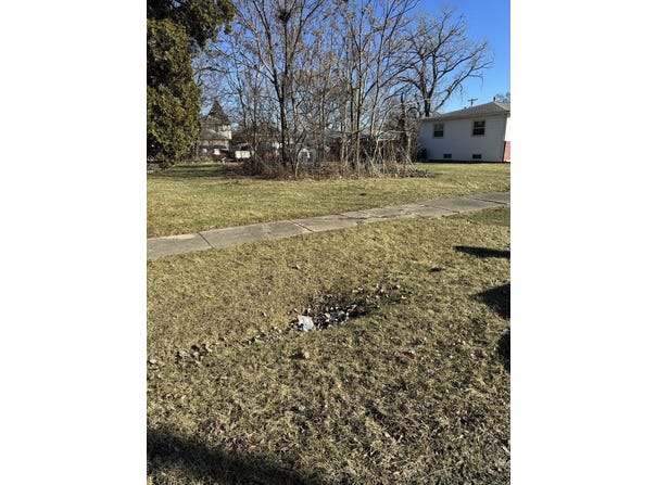 14423 Davis Avenue, Blue Island, IL 60406