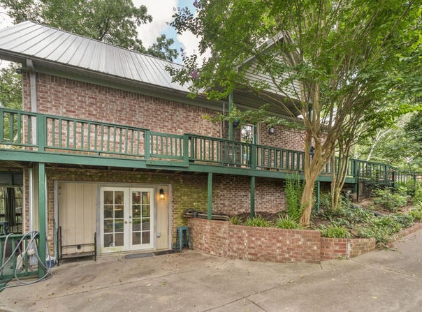 9A S Session Road, Conway, AR 72032