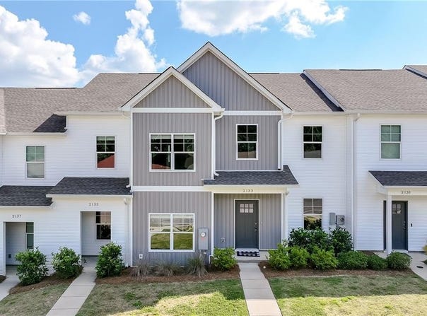 2133 COBBLESTONE Drive, OPELIKA, AL 36804