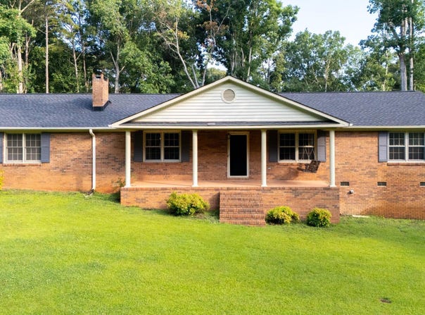 224 Hogg Rd, Williamston, SC 29697