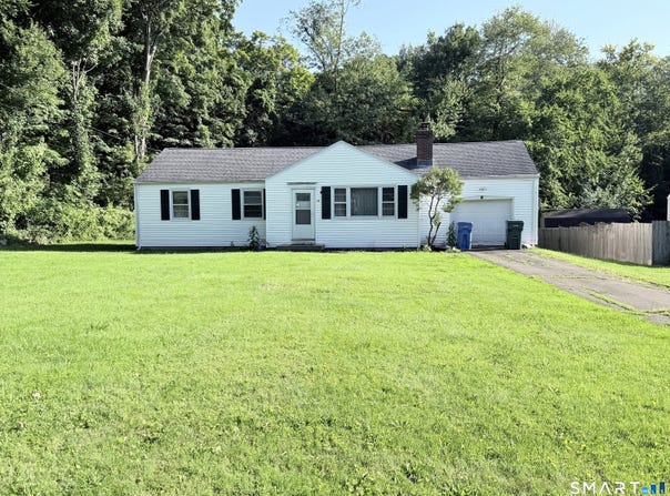 36 Chauncey Road, Hamden, CT 06514