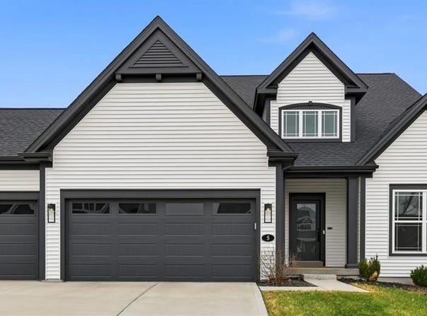 5 Denbrook Terrace, St Charles, MO 63301