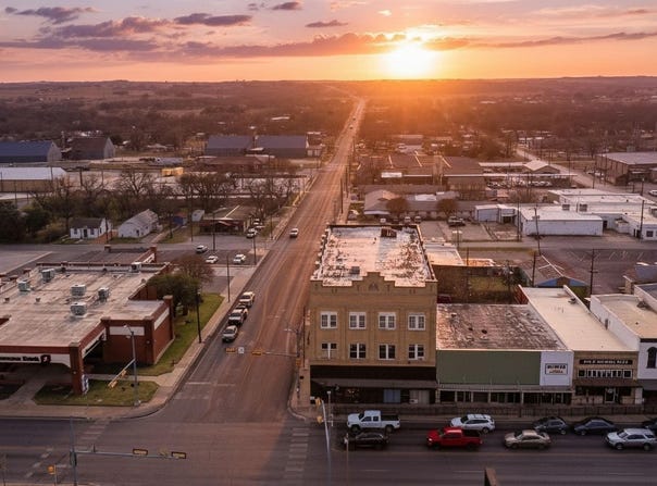 107 S Austin Street, Comanche, TX 76442