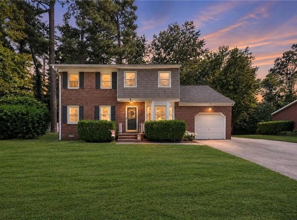 4 Hansom Drive, Poquoson, VA 23662