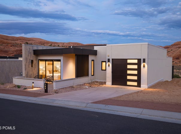 143 Badgers Bend, Moab, UT 84532