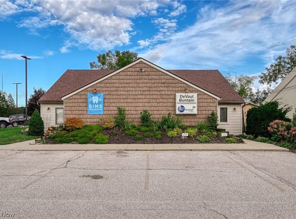 4222 State Route 43, Kent, OH 44240