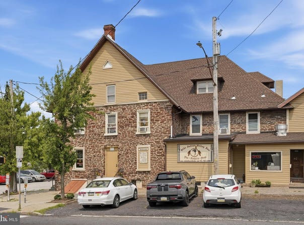 101 E BROAD Street, SOUDERTON, PA 18964