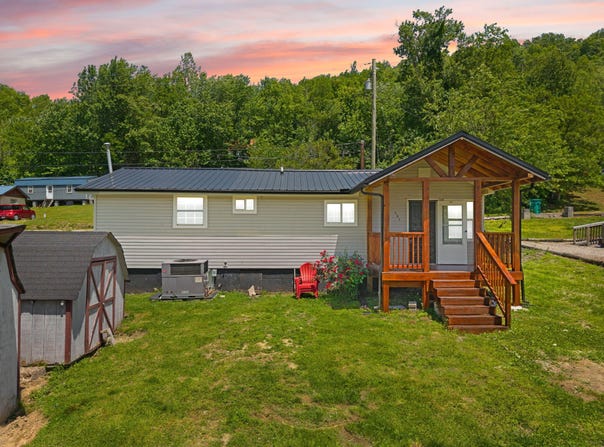 131 Barber Road, Clearfield, KY 40313