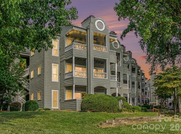 203 Northwest Drive, Davidson, NC 28036