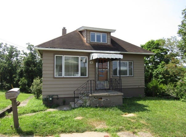2620 3rd St, Monroeville, PA 15146
