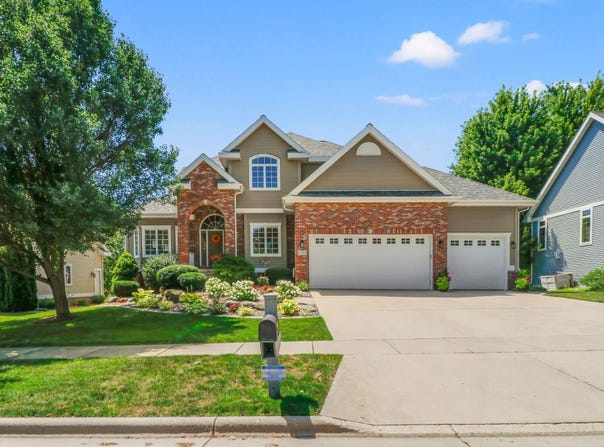 1223 Woodbridge Trail, Waunakee, WI 53597