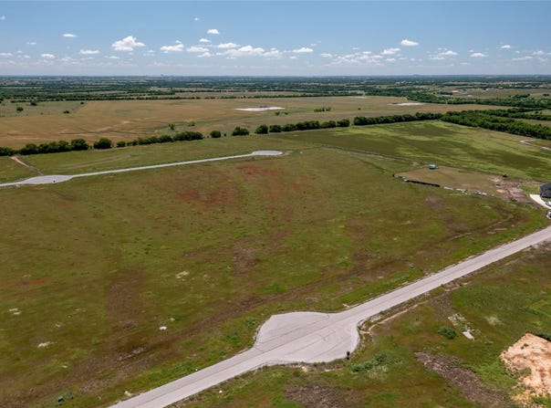 7257 Tom Trail, Krum, TX 76249