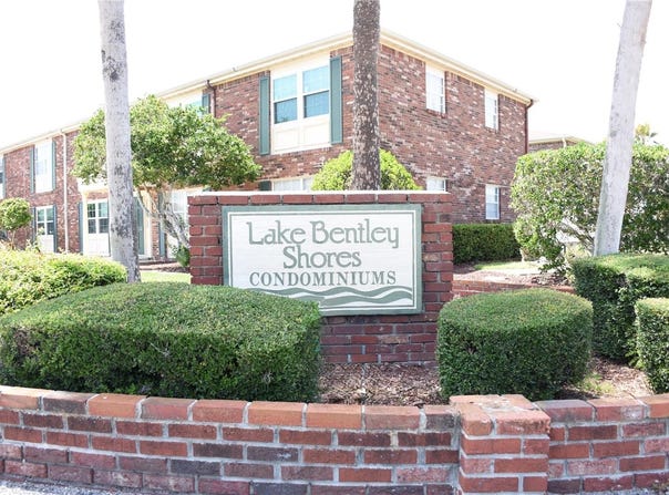1920 E EDGEWOOD Drive, LAKELAND, FL 33803