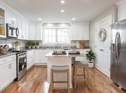 579 Summit St, Fall River, MA 02724