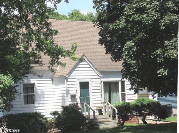 406 N 11th Street, Forest City, IA 50436