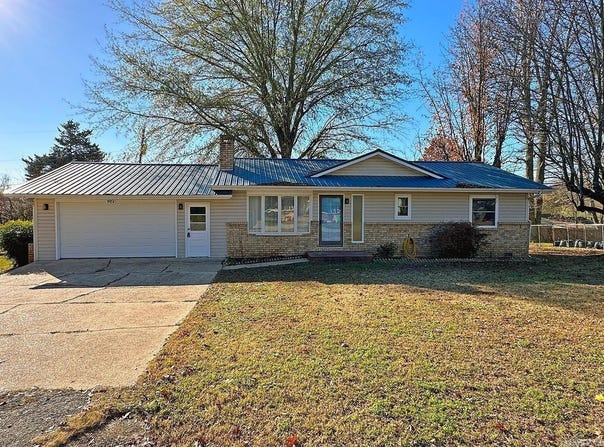 924 Dixie Street, Mountain Home, AR 72653