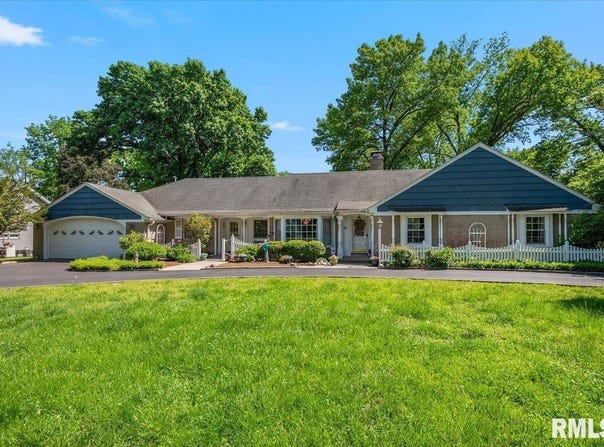 50 W Hazel Dell Lane, Springfield, IL 62703
