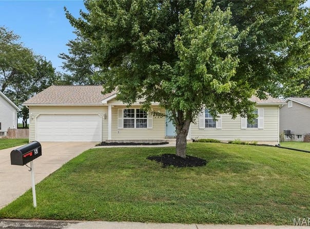 51 Glen Meadows Drive, Troy, MO 63379