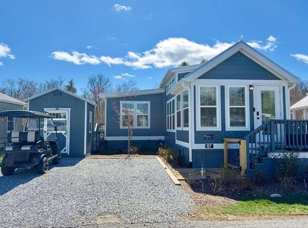 67 Mount Meadow Lane, Flat Rock, NC 28731