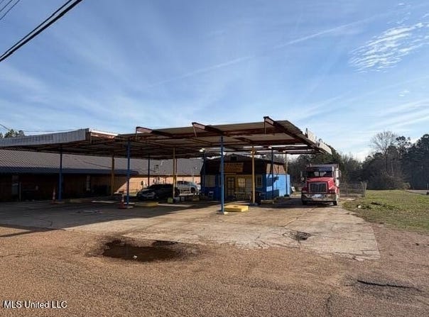270 Maddox Road, Jackson, MS 39212