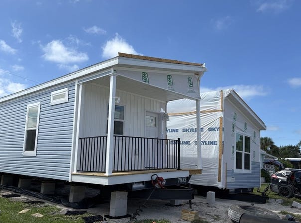 29 7th Street W, Nokomis, FL 34275