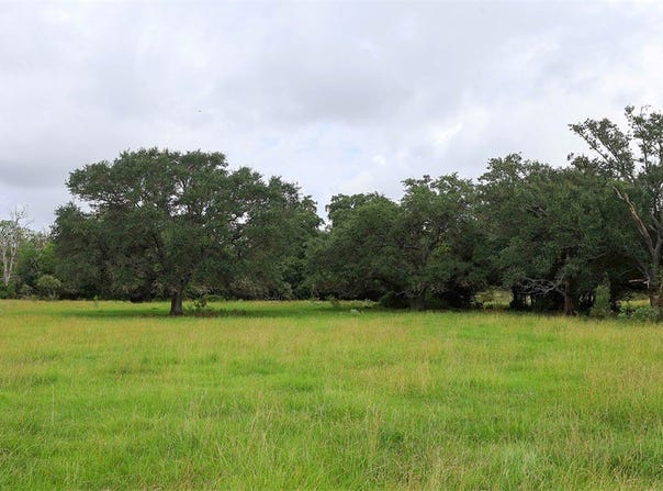 1340 County Road 253, Weimar, TX 78962