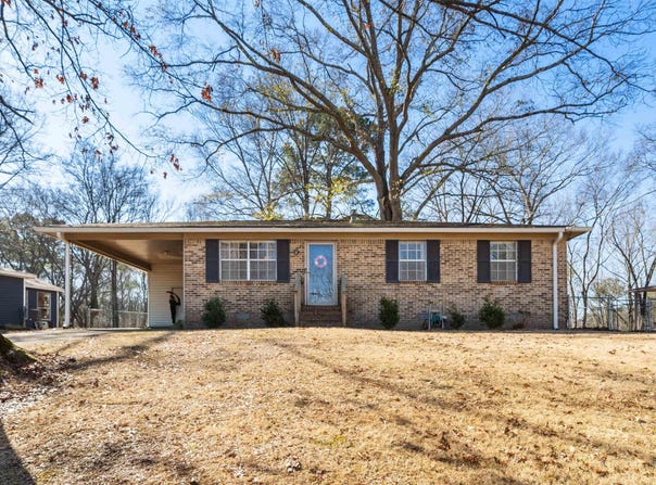 3030 DEBRA DRIVE, FULTONDALE, AL 35068