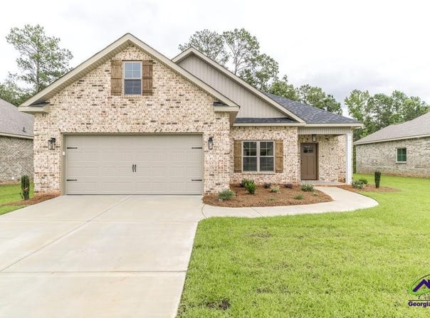 520 Bristleleaf Path, Kathleen, GA 31047