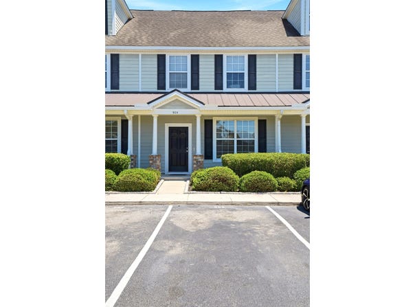 905 Hemingway Circle, Summerville, SC 29483