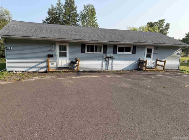 1180 B-1 Range View Drive, Hurley, WI 54534