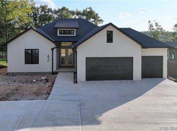 42 Bear Trace, Sunrise Beach, MO 65079