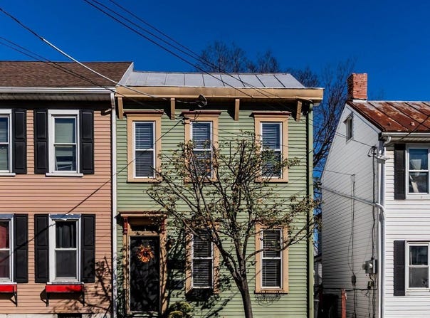 143 E NORTH Street, CARLISLE, PA 17013