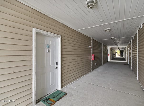 100 Gateway Condos Drive, Surf City, NC 28445