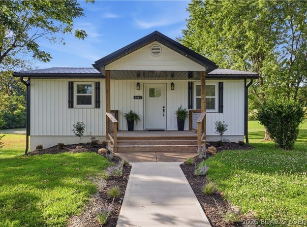 641 Hwy Y, Eldon, MO 65026