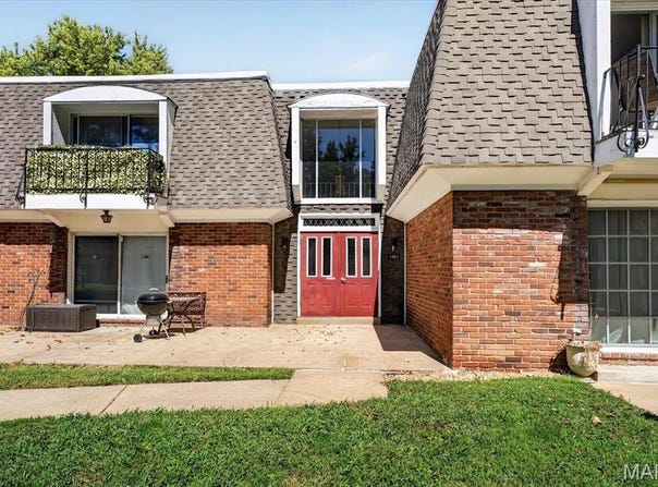 1063 Lafayette Court, Collinsville, IL 62234