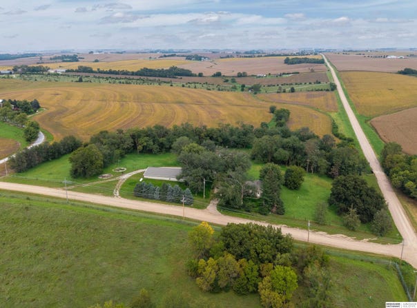 702 County Road K, Yutan, NE 68073