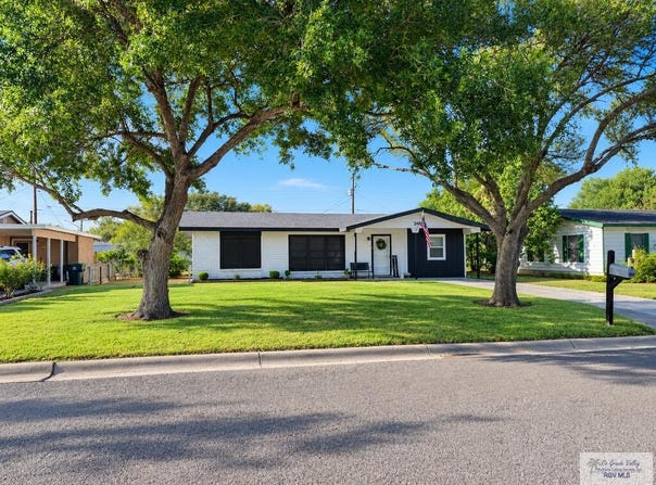 2414 E CROCKETT AVE., HARLINGEN, TX 78550