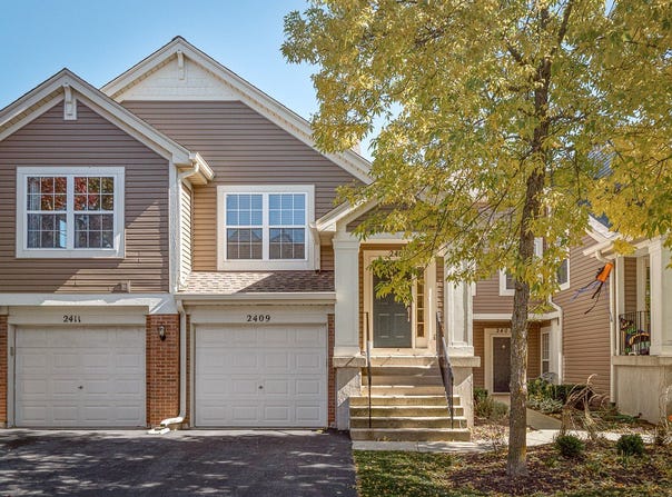 2409 Wilton Lane, Aurora, IL 60502