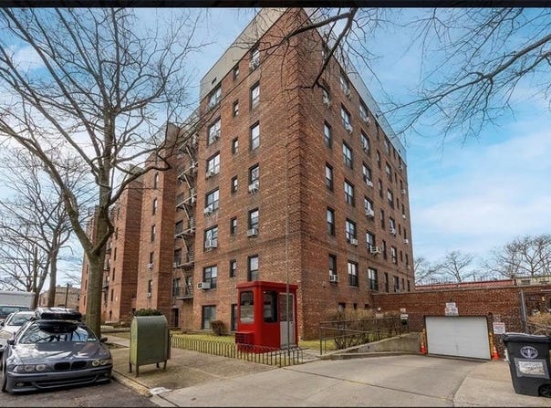 40 E 43rd Street, Brooklyn, NY 1123