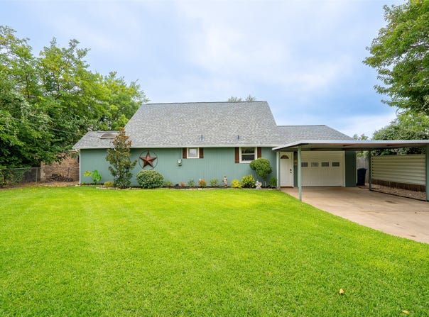 4620 E Holiday Estates Court, Granbury, TX 76049