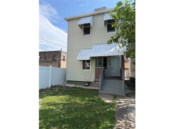 1508 4th Ave, Arnold, PA 15068