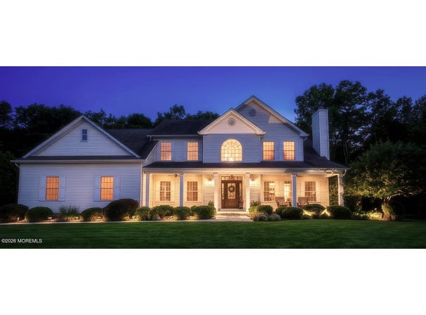 11 Topaz Drive, Jackson, NJ 08527