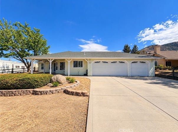 18220 Bowie, Tehachapi, CA 93561