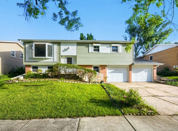 5839 Edward Drive, Oak Forest, IL 60452