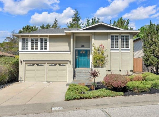 1117 Rainier AVE, PACIFICA, CA 94044