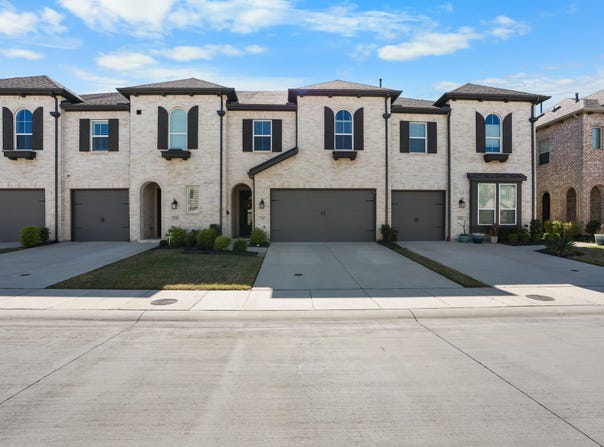 1143 Queensdown Way, Forney, TX 75126