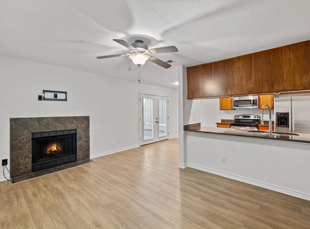 6700 Cooper Ln, Austin, TX 78745